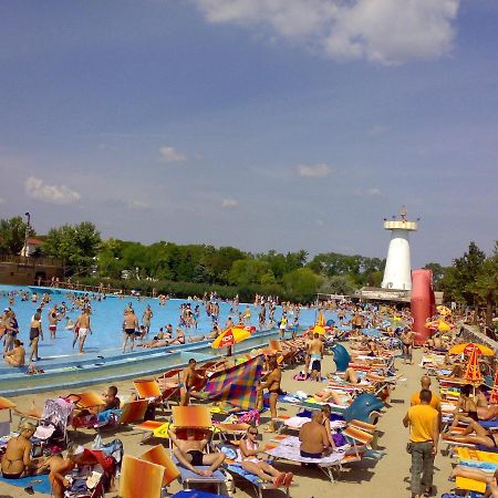 Major Street Apartman Daire Hajdúszoboszló Dış mekan fotoğraf